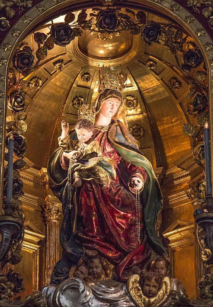 Nossa Senhora do Rosario, na igreja de San Domenico, Bolonha
