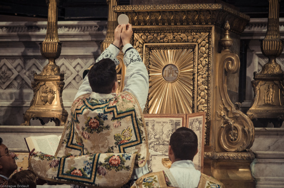 Santa Missa e a religião