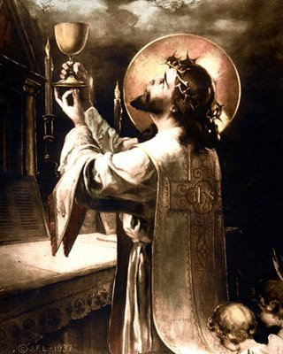 O Sacrifício da Santa Missa é o mesmo da Cruz; e o Sacerdote é o próprio Cordeiro Imaculado, Nosso Senhor Jesus Cristo, na pessoa do sacerdote.