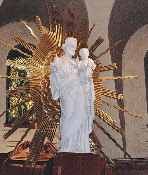 São José faz jus, com toda razão, ao nome glorioso de patriarca. São José faz jus, com toda razão, ao nome glorioso de patriarca.