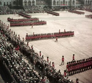 Desfile dos granadeiros da rainha da Inglaterra.