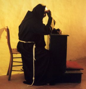 Santo Padre Pio em oração