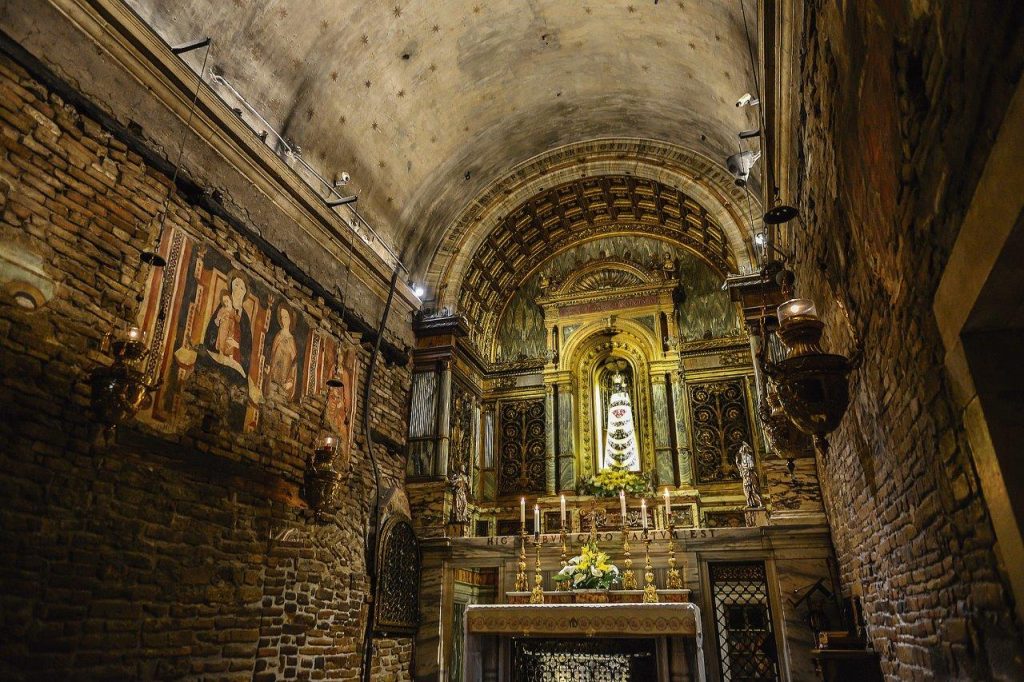 Altar na Santa Casa de Loreto